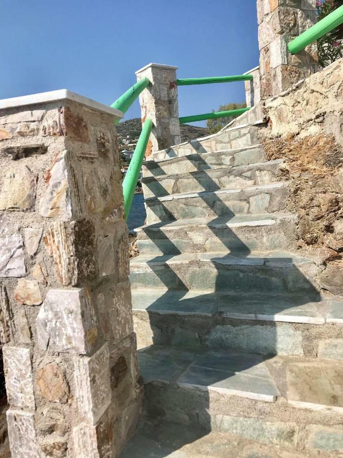 Keratea Guest House Gabriela מראה חיצוני תמונה